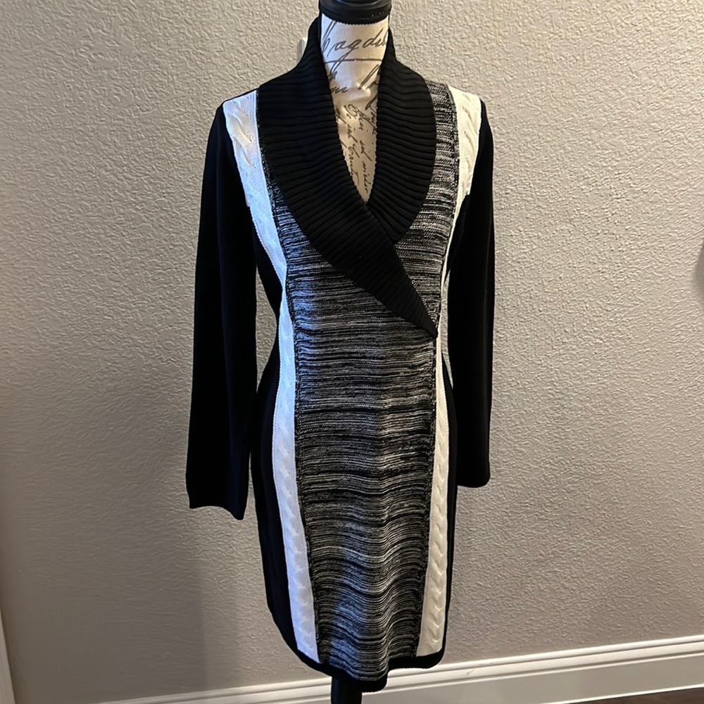 Calvin Klein Black & White Sweater Dress Size Large